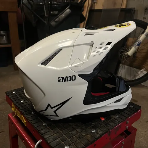 Alpinestar SM 10 Size Medium