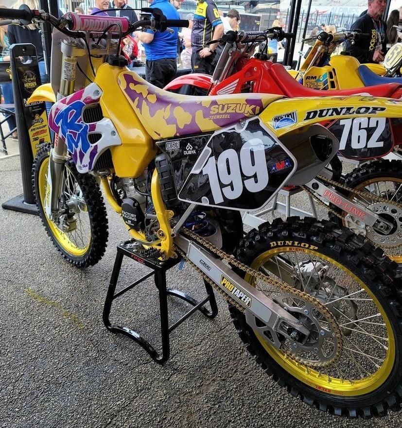 SUZUKI RM125 2000-2008 RM250 REAR WHEEL AXLE BLOCKS CHAIN ADJUSTER BLOCKS RM250