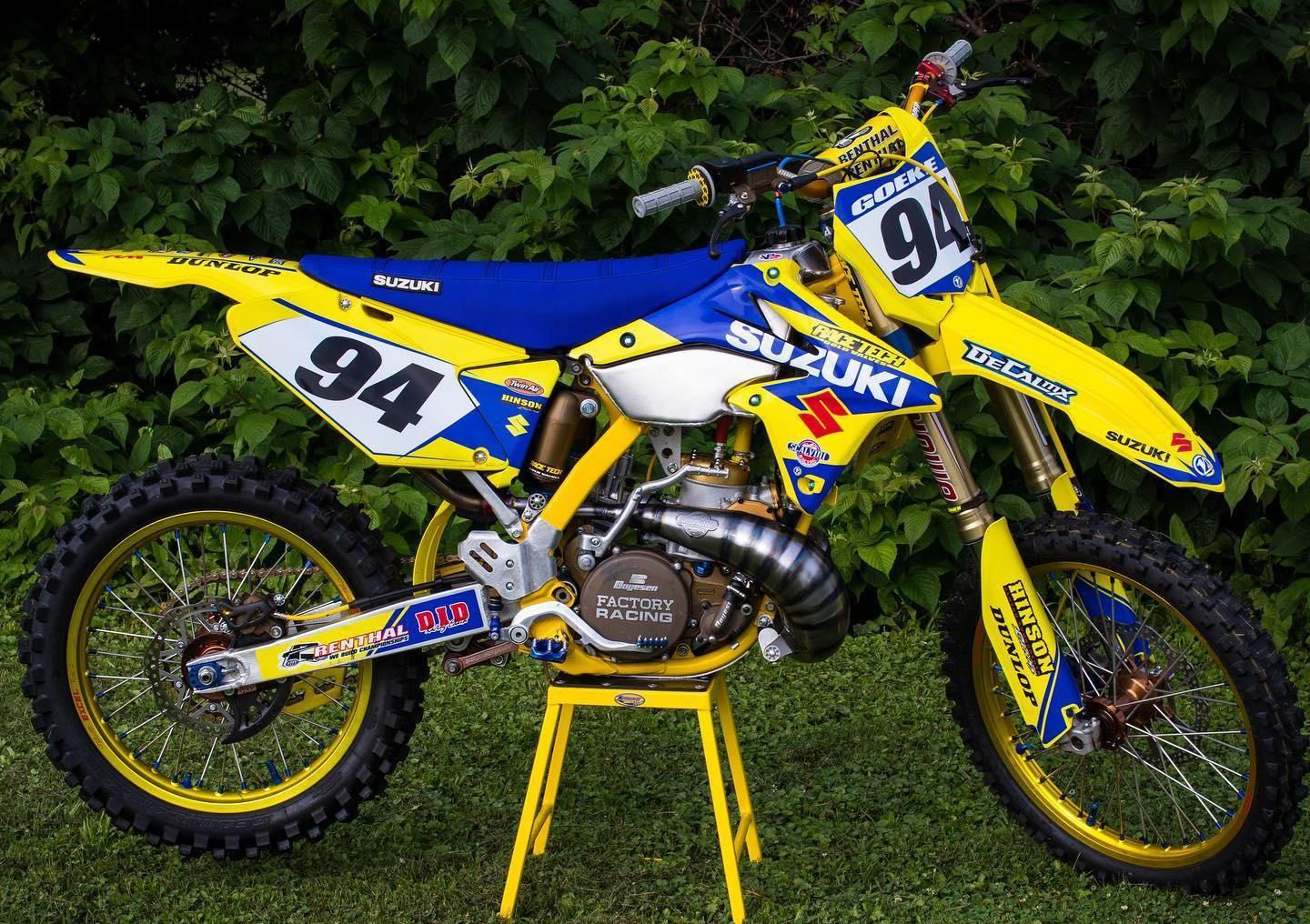 SUZUKI RM125 2000-2008 RM250 REAR WHEEL AXLE BLOCKS CHAIN ADJUSTER BLOCKS RM250