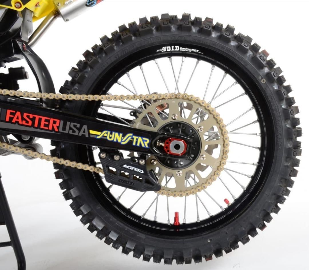 SUZUKI RM125 2000-2008 RM250 REAR WHEEL AXLE BLOCKS CHAIN ADJUSTER BLOCKS RM250