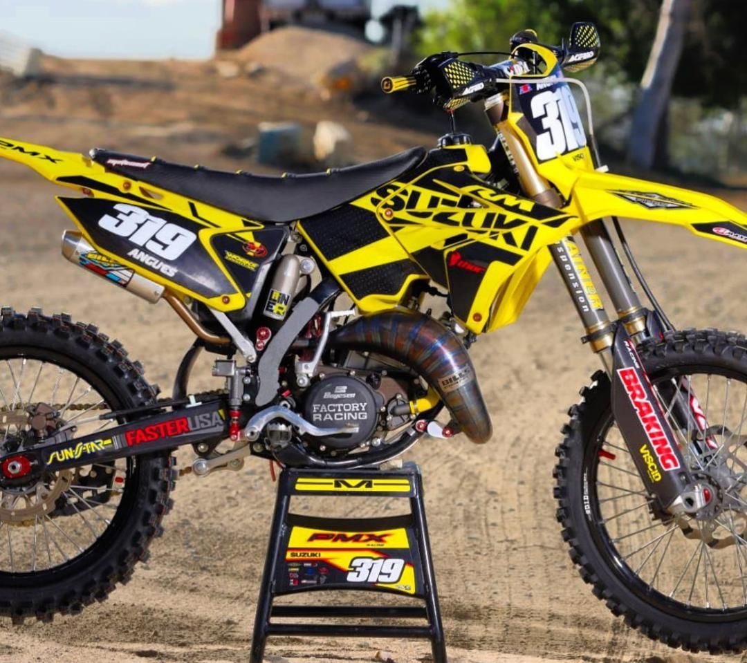 SUZUKI RM125 2000-2008 RM250 REAR WHEEL AXLE BLOCKS CHAIN ADJUSTER BLOCKS RM250