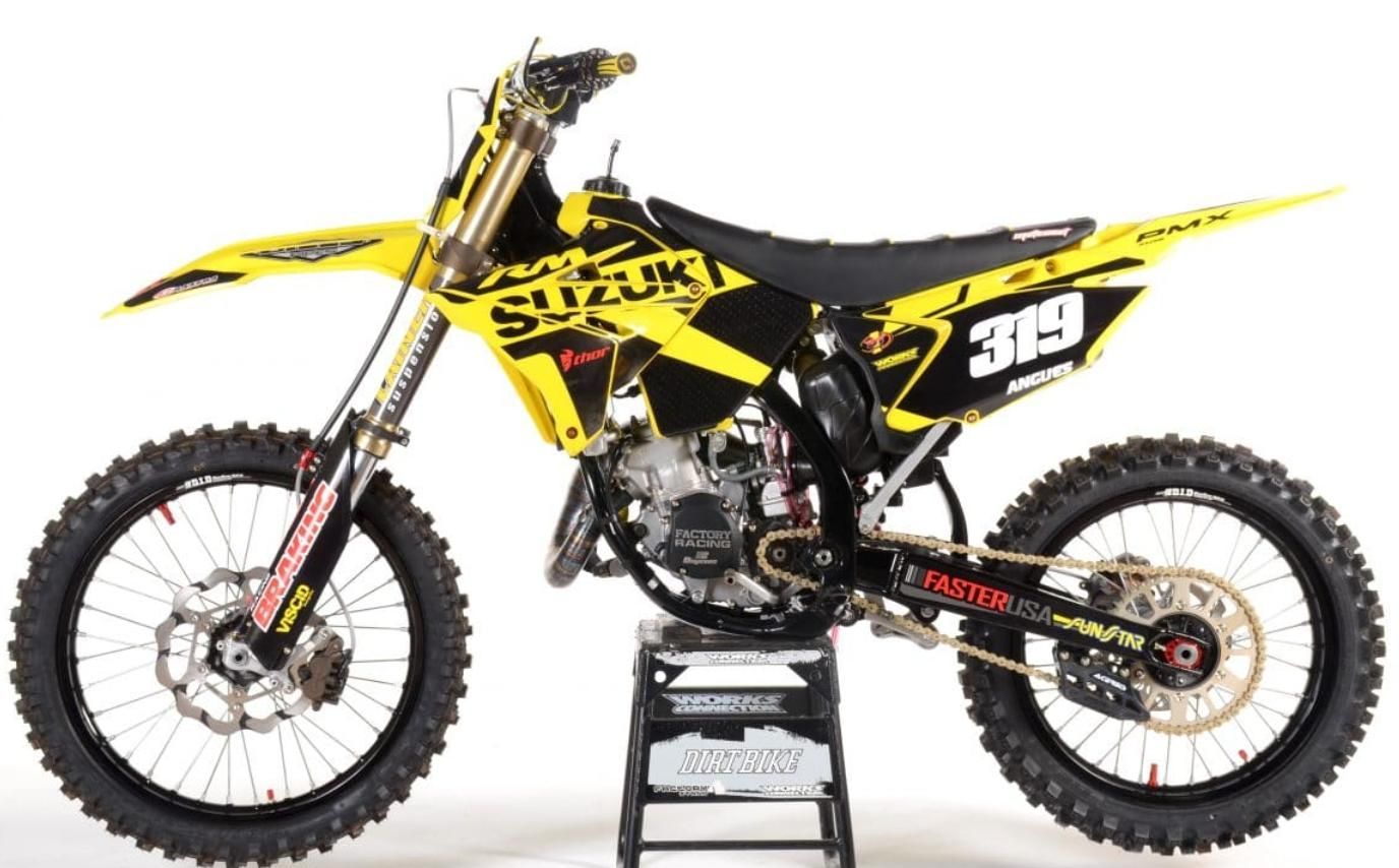 SUZUKI RM125 2000-2008 RM250 REAR WHEEL AXLE BLOCKS CHAIN ADJUSTER BLOCKS RM250