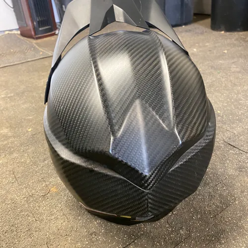 Bell Moto 10 Helmets - Size L