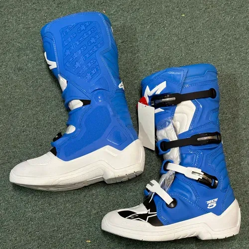 White And Blue Tech 5's