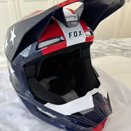 Fox V1 Ultra Helmet. Red/White/Blue 