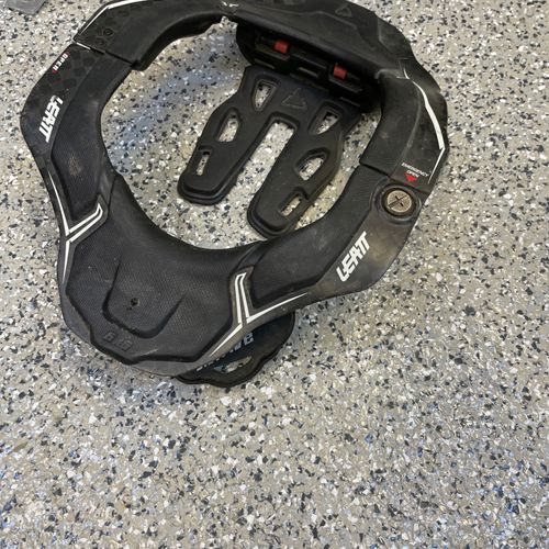 Leatt Neck Brace 6.5