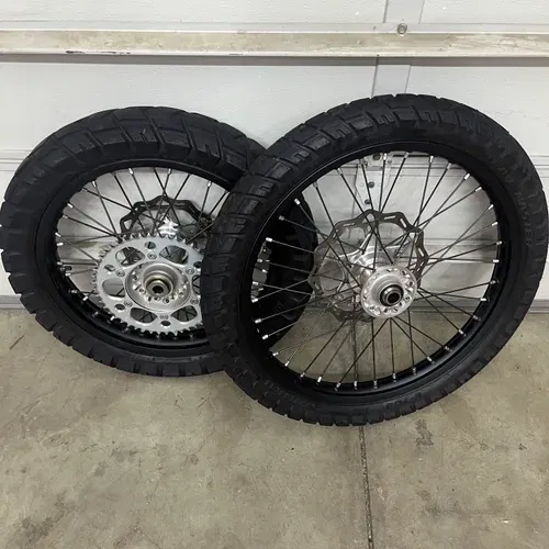 Oem Ktm Husqvarna dual sport Exc Fe Te 350 500 Wheel set 18/21" tires, rotors