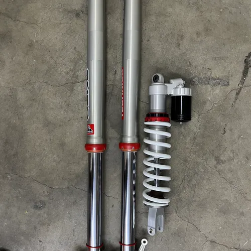 WP KYB Enzo Ktm Husqvarna conversion aer 48 forks & shock GasGas cartridge Kit