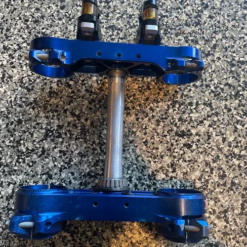 Xtrig Tripple Clamps 