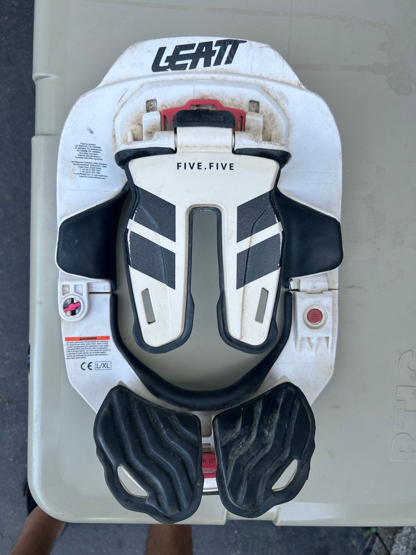 Leatt Protective - Size L/Xl