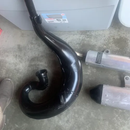 Yz250 OEM Pipe and Silencer