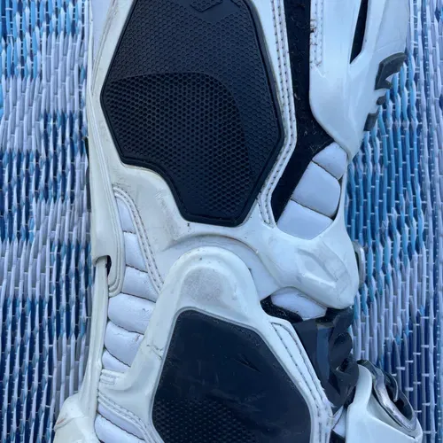Tech10 Boots 