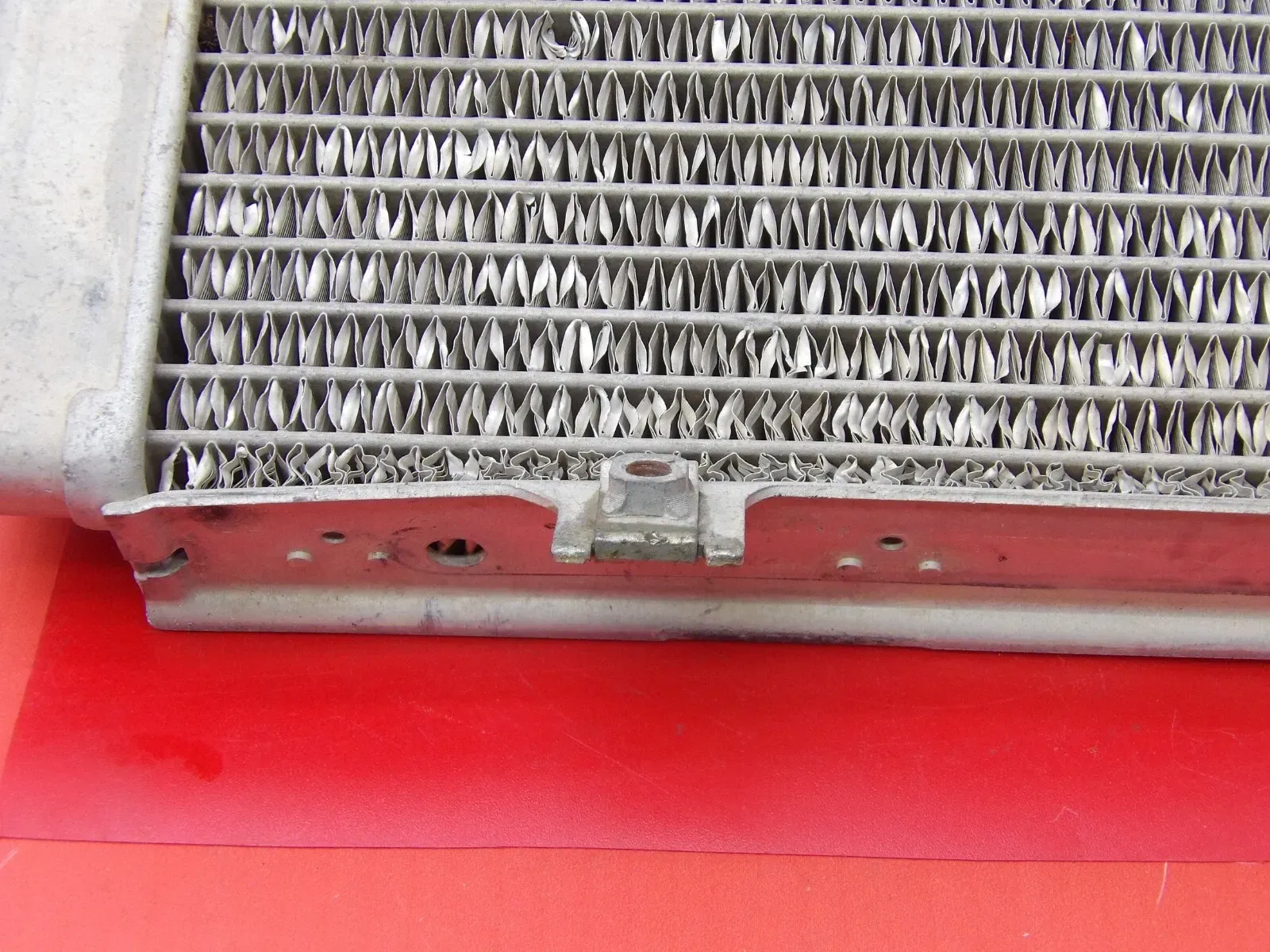 2005 Honda CRF450R Left Rad Radiator Cooling Tank 19015-MEN-730