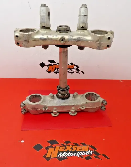 1986 Honda CR250R Upper & Lower Triple Tree 53200-KA4-731