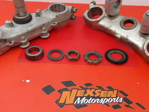 1986 Honda CR250R Upper & Lower Triple Tree 53200-KA4-731