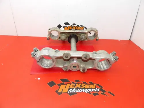1986 Honda CR250R Upper & Lower Triple Tree 53200-KA4-731
