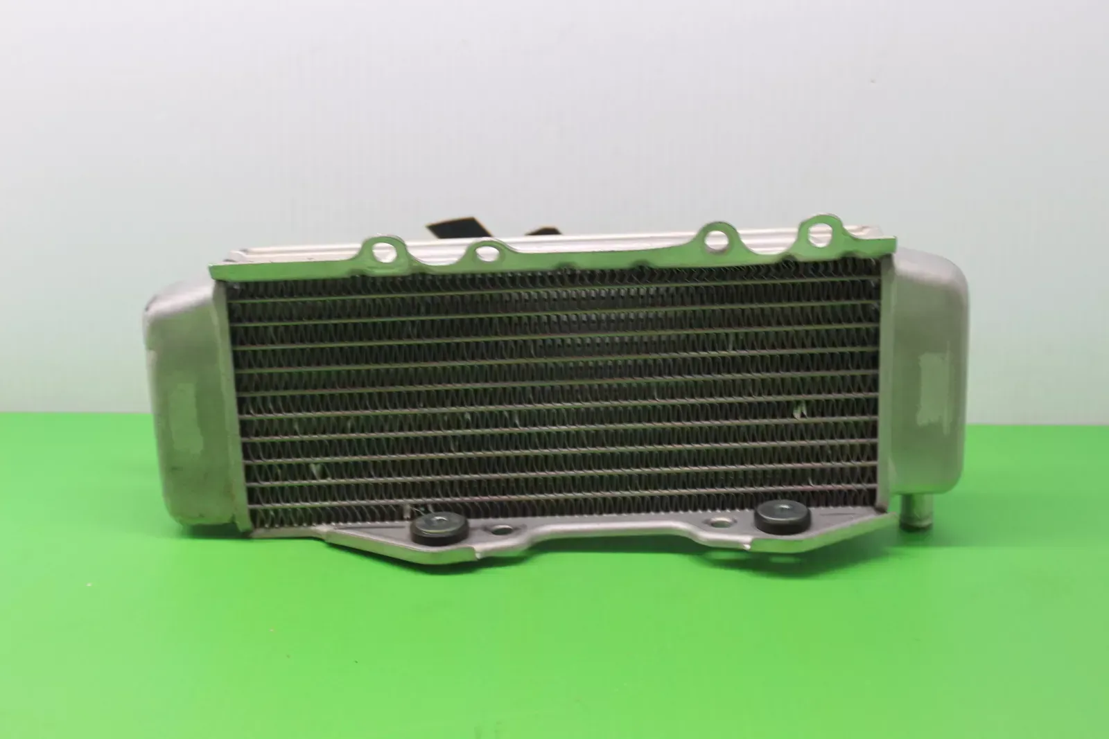 2005 Kawasaki Kx250f Right Engine Motor Cooling Cooler Radiator