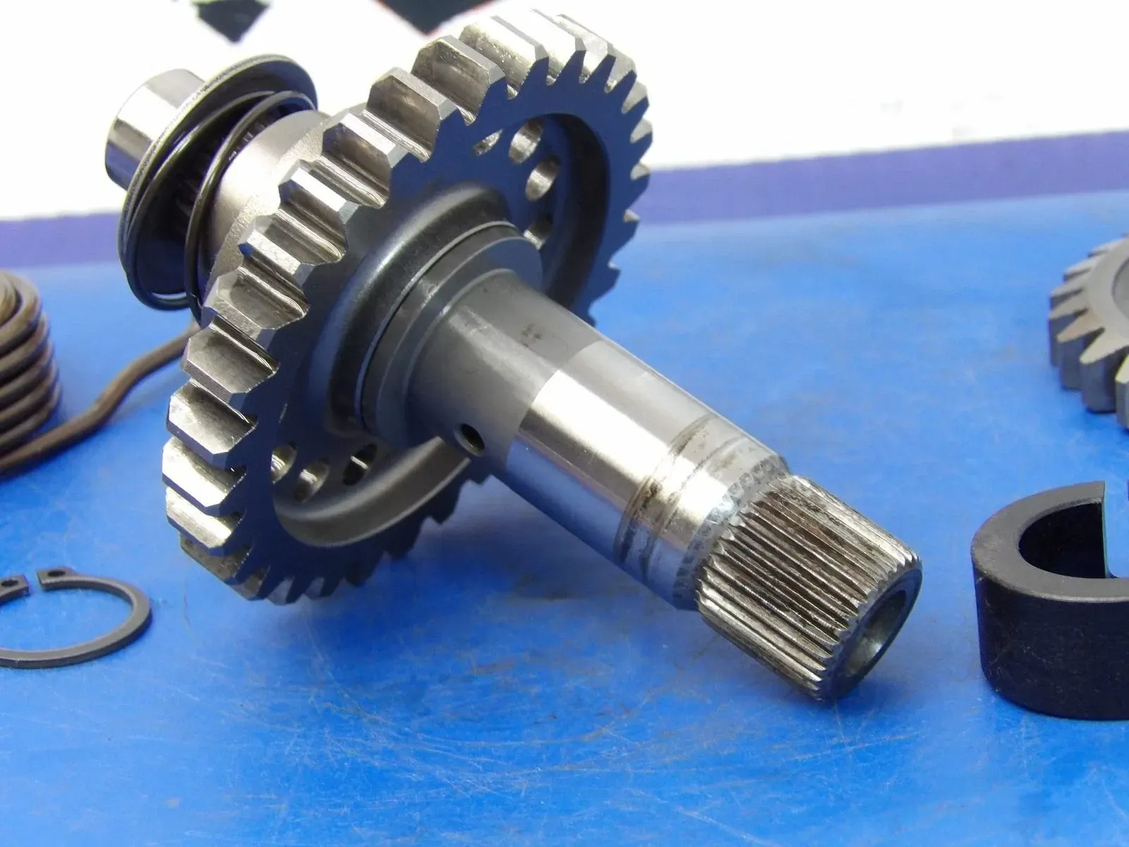🏁 Kickstart Shaft Axle Gear Spring Assembly – Fits 2001 Yamaha WR426F