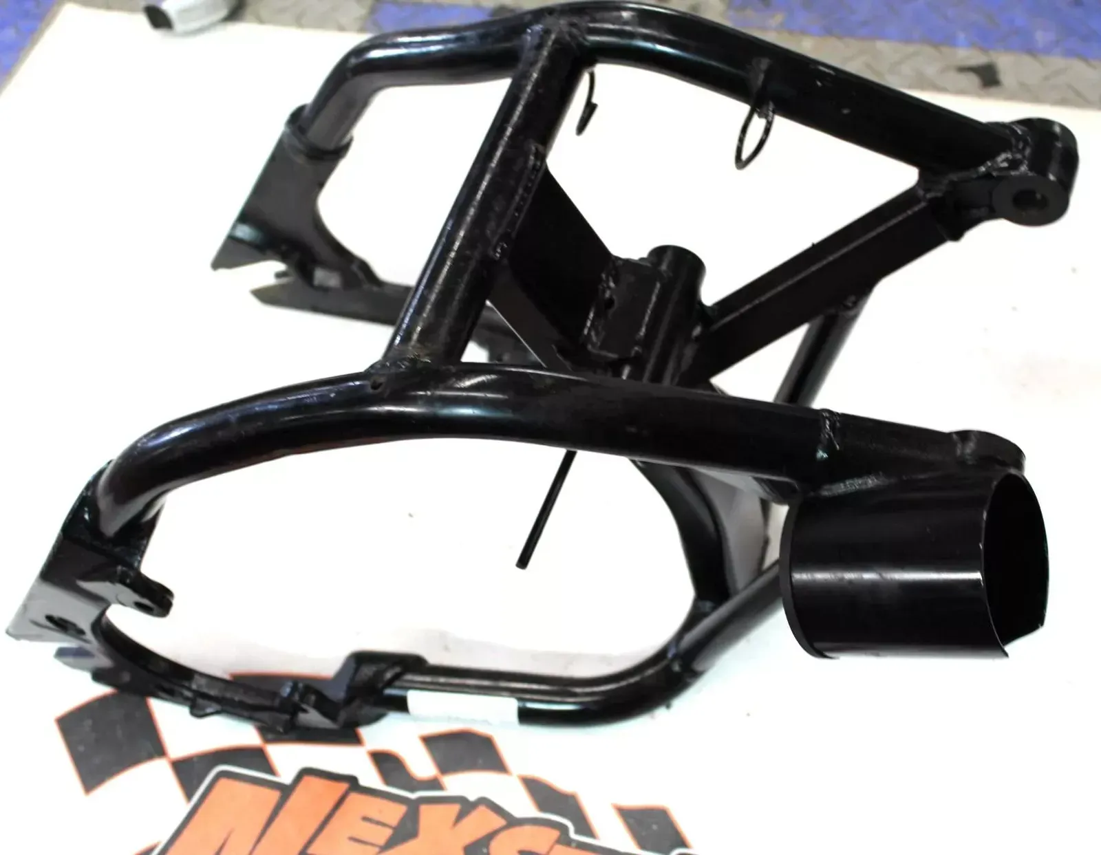 2004 Yamaha V Star XVS1100 Rear Swingarm Suspension Arm