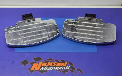 1999 Yamaha Road Star Cobra Rear Passenger Foot Step Peg
