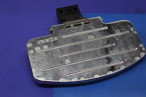 1999 Yamaha Road Star Cobra Rear Passenger Foot Step Peg