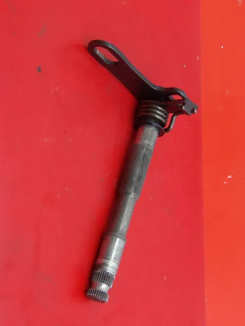 2001 Honda CR250R Shifter Shift Shaft Gear Change Spindle 24610-KZ3-890