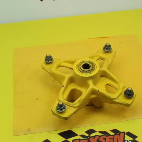 1989 Suzuki Quadracer LT250R Front Wheel Hub
