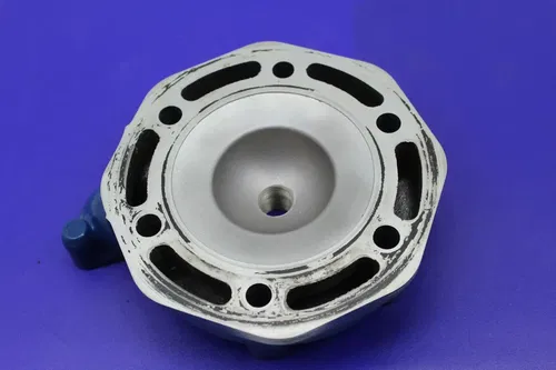 Polaris  Sl 650 Engine Top End Cylinder Head
