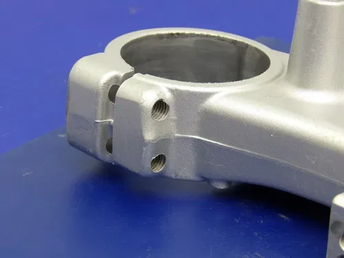 1999 Yamaha YZ125 Upper Triple Tree Top Clamp 4SS-23435-01-00
