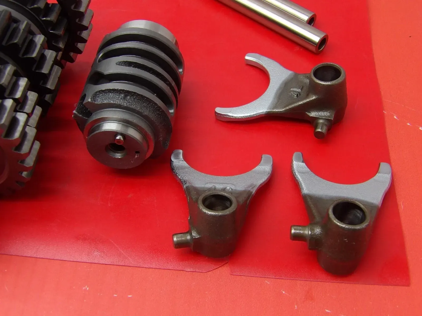 2005 Honda CRF450R Transmission Assembly Gears Shift Forks Drum 23210-MEN-A00