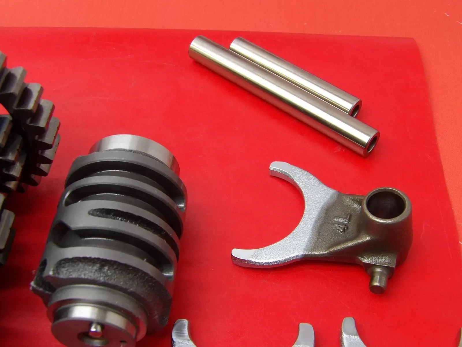 2005 Honda CRF450R Transmission Assembly Gears Shift Forks Drum 23210-MEN-A00