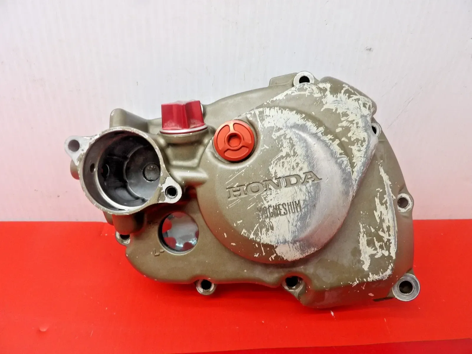 2004 Honda CRF450R Left Side Crankcase Stator Cover 11340-MEN-850