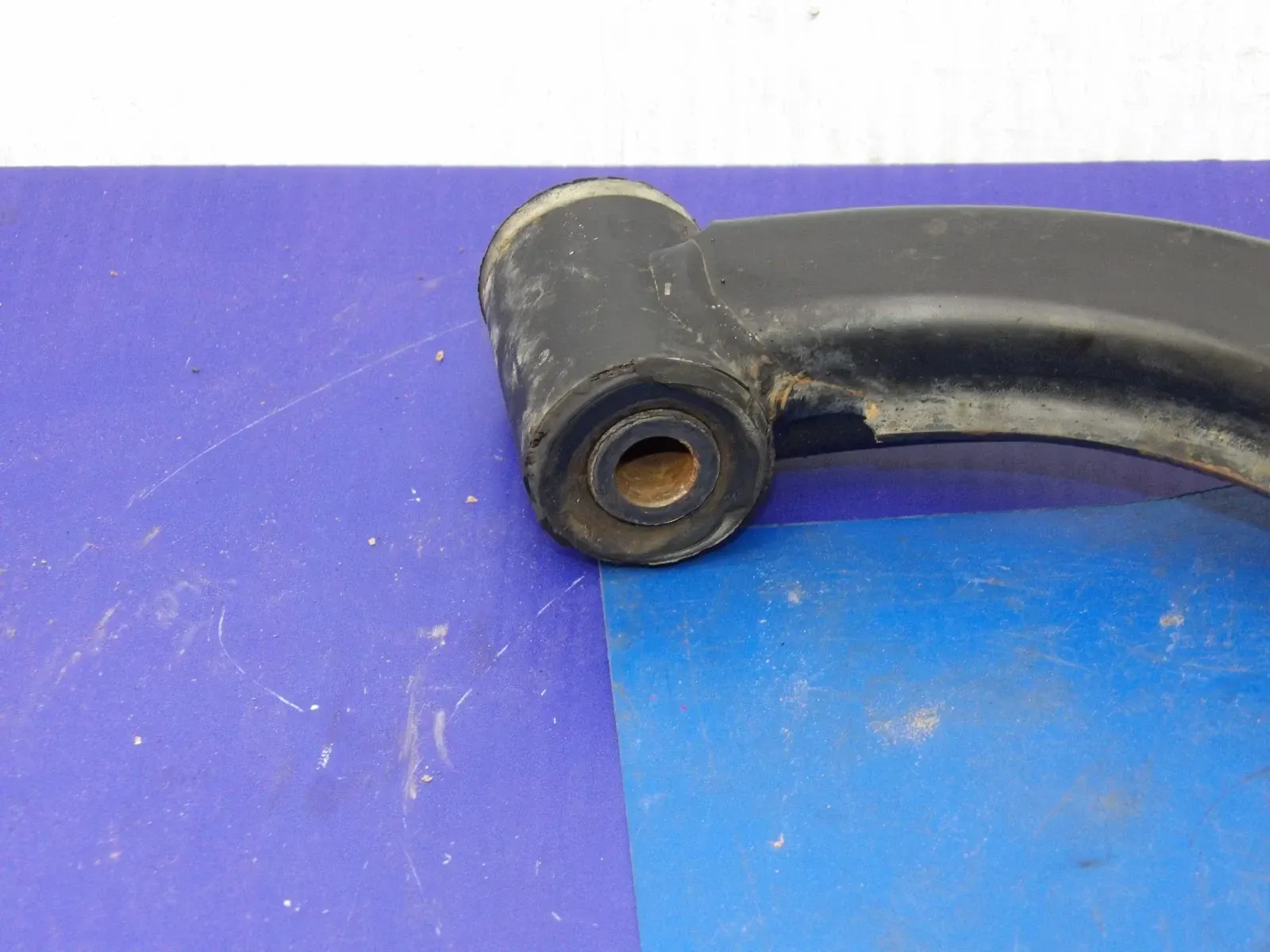 🔥 2005 Yamaha Grizzly 660 Front Upper Right Suspension A-Arm 5KM-23550-10-00 🔥