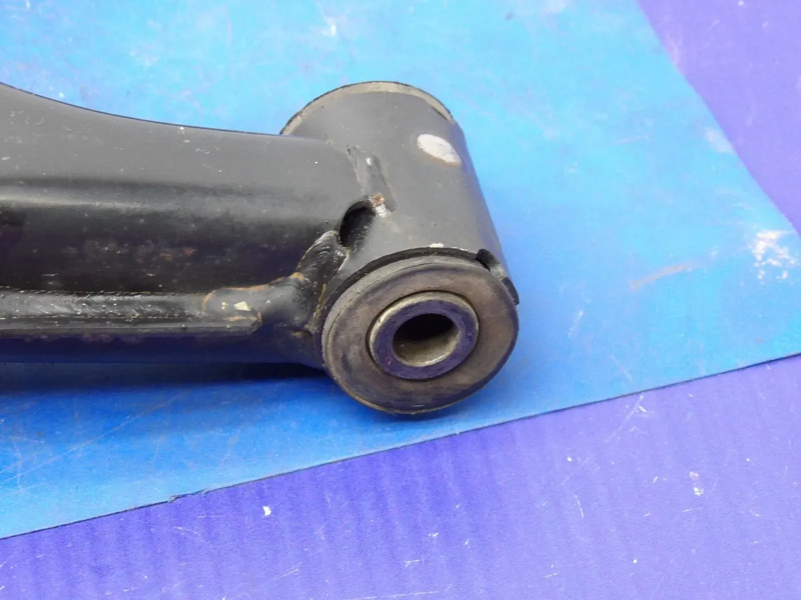 🔥 2005 Yamaha Grizzly 660 Front Upper Right Suspension A-Arm 5KM-23550-10-00 🔥