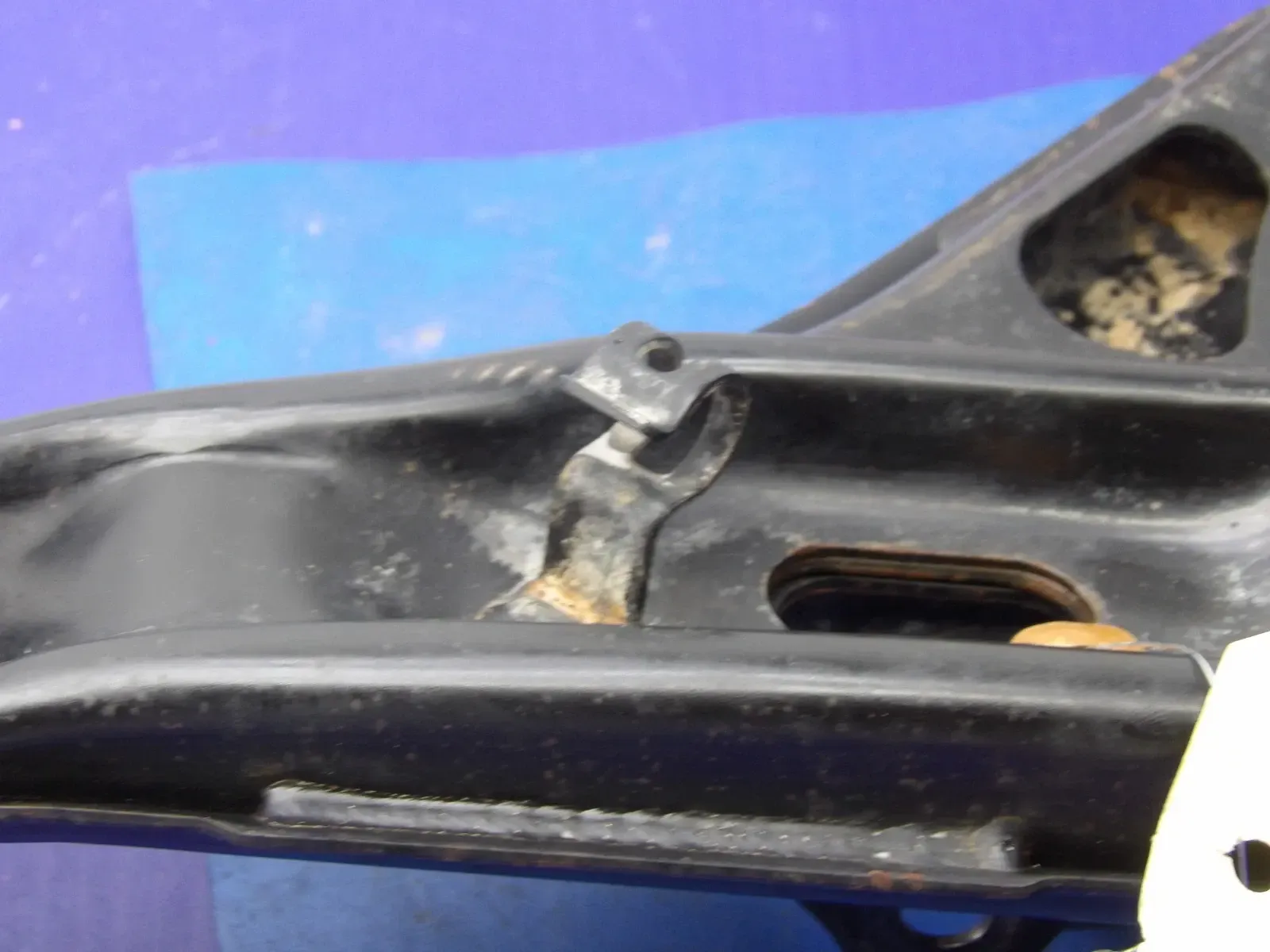🔥 2005 Yamaha Grizzly 660 Front Upper Right Suspension A-Arm 5KM-23550-10-00 🔥