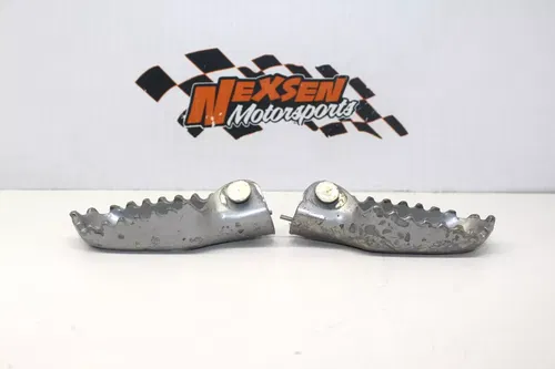 2001 Tm Mx125 Right Left Foot Peg Set