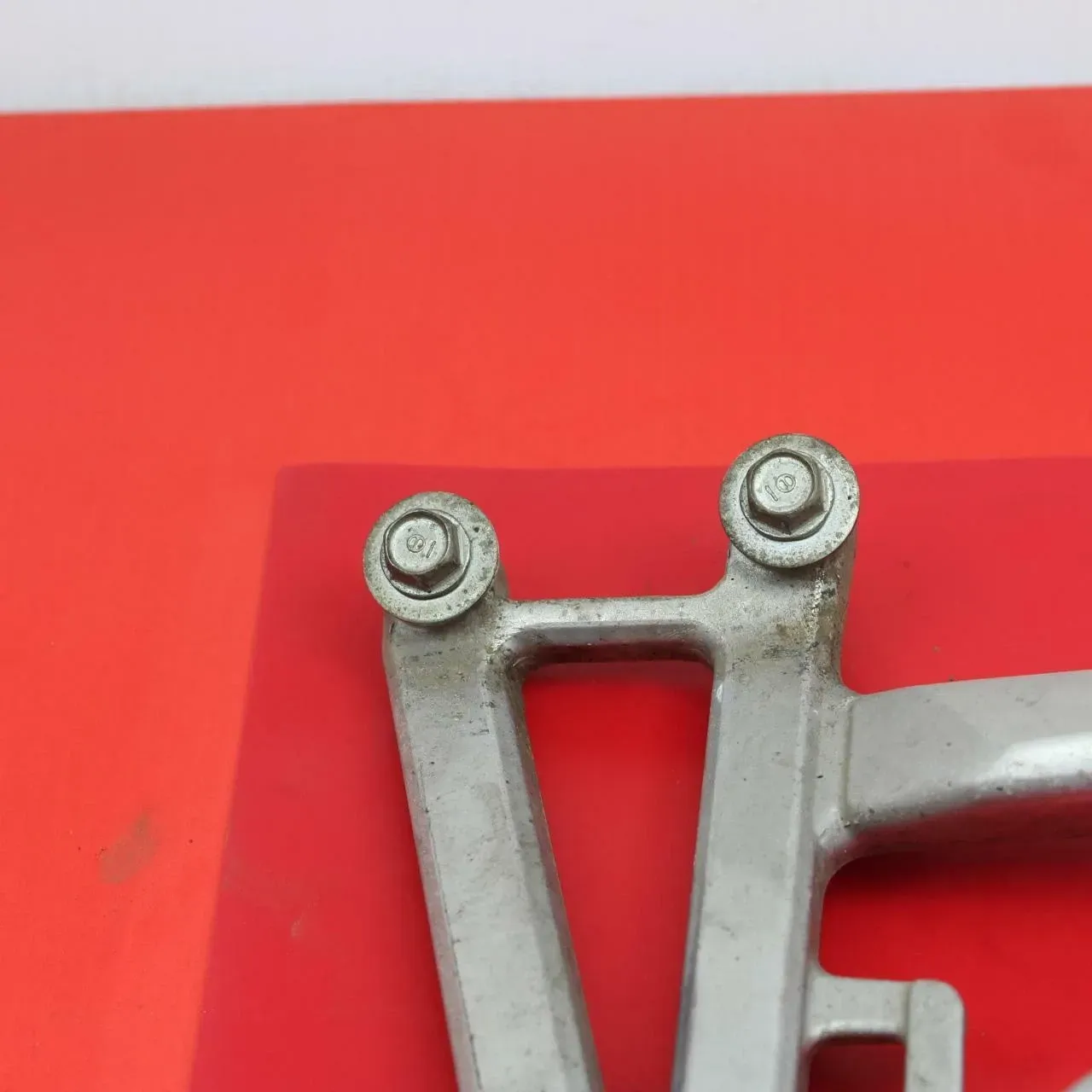 🏁 Right Rear Back Passenger Peg – Fits 1996 Honda CBR600F3