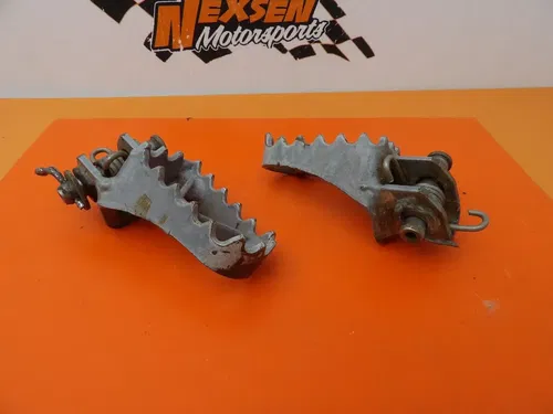 2006 KTM 50 SX Foot Peg Footrest Set Left Right 5460304000090 5460314000090