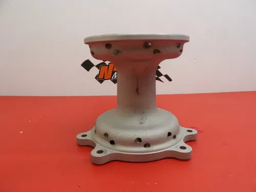 2005 Honda CRF250R Front Hub 44635-MAC-680