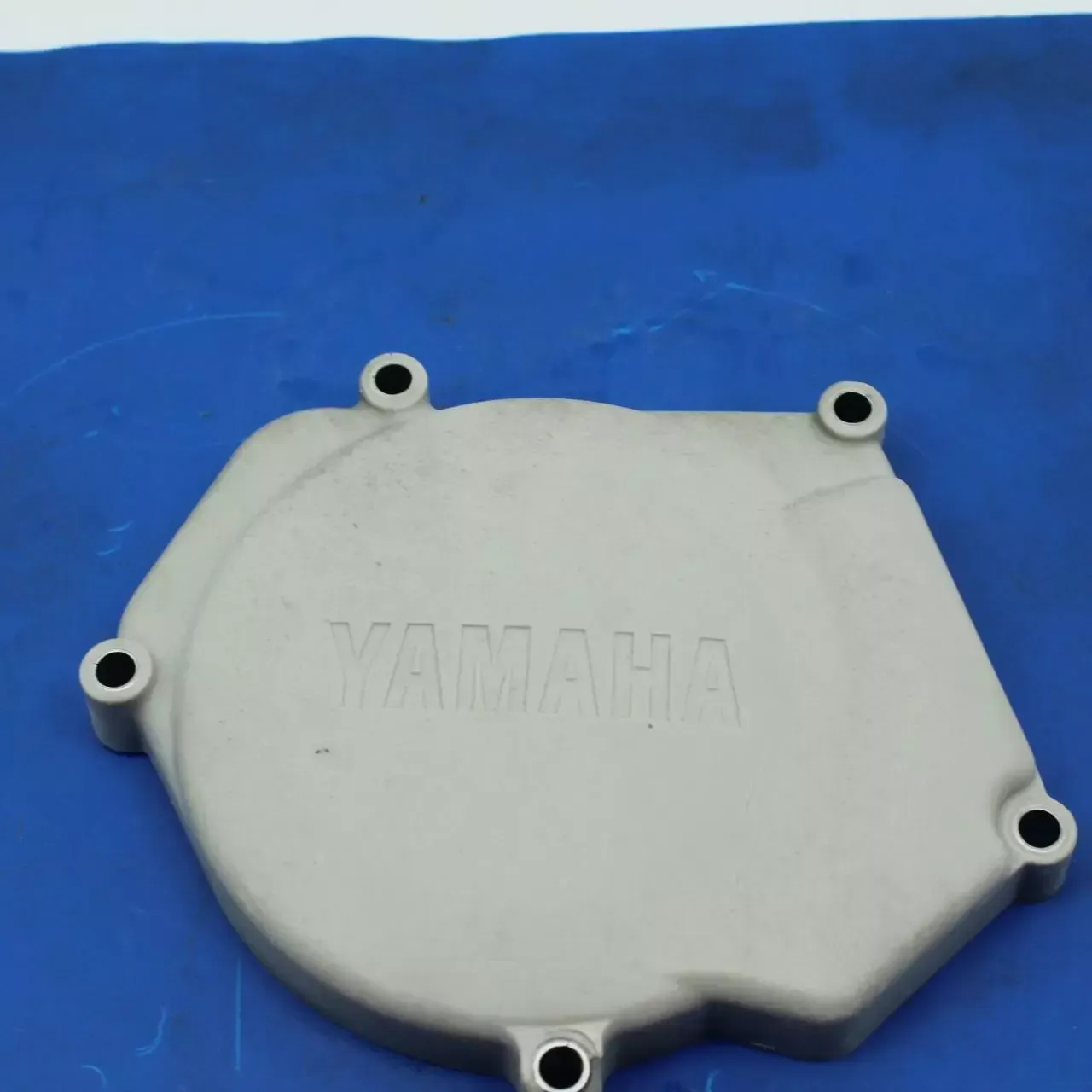 2005 Yamaha Yz250 Engine Motor Stator Generator Magneto Cover