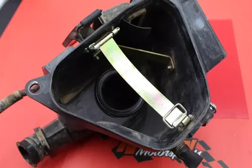 2003 Honda Xr80r Air Box Air Cleaner Case