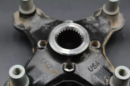 2022 Can-am Outlander Max 1000r Front Wheel Hub