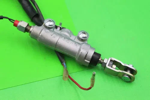 2003 Kawasaki Klx300r Rear Brake Master Cylinder W Reservoir