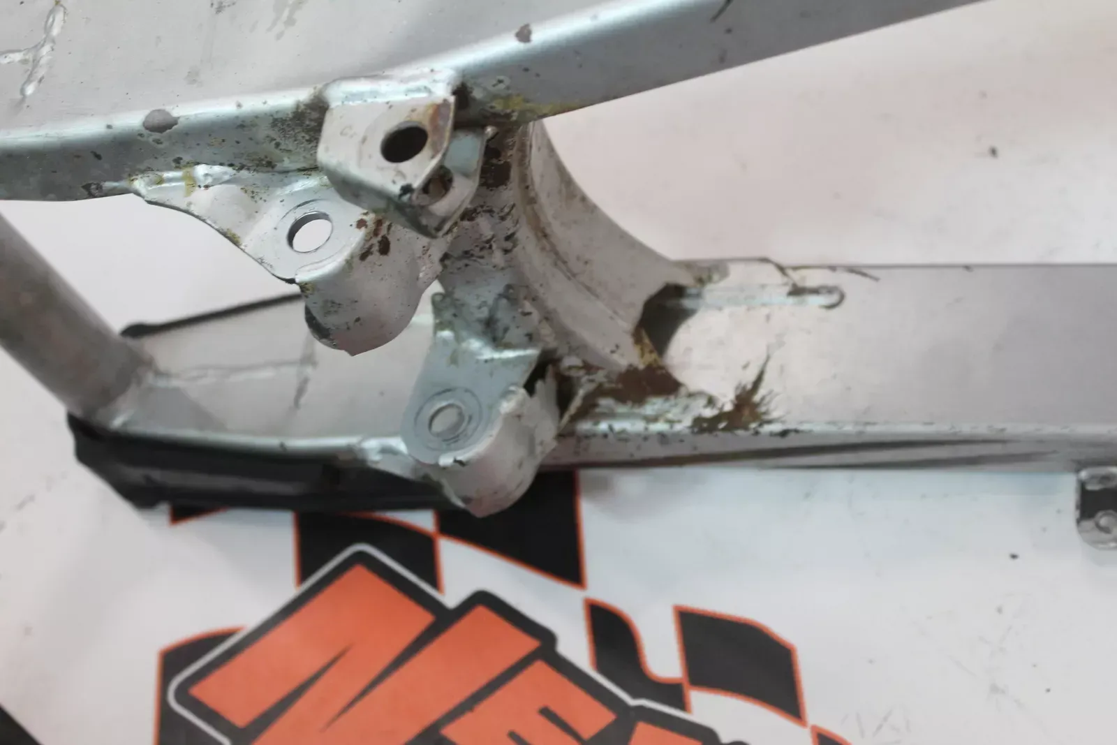 1994 Suzuki Katana 600 Rear Swingarm Back Suspension Swing Arm