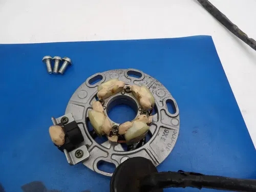 2000 Yamaha YZ250 Stator Magneto Generator Alternator 5CU-85560-10-00