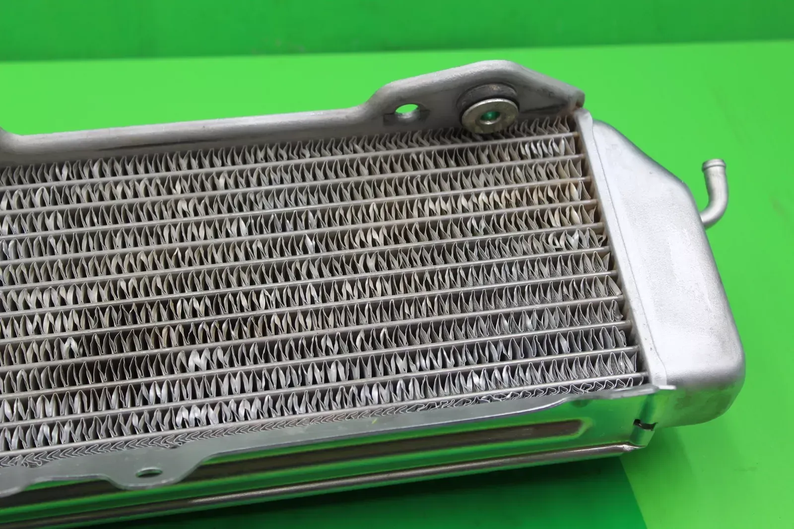 2014 Kawasaki Kx250f Left Engine Motor Cooling Cooler Radiator