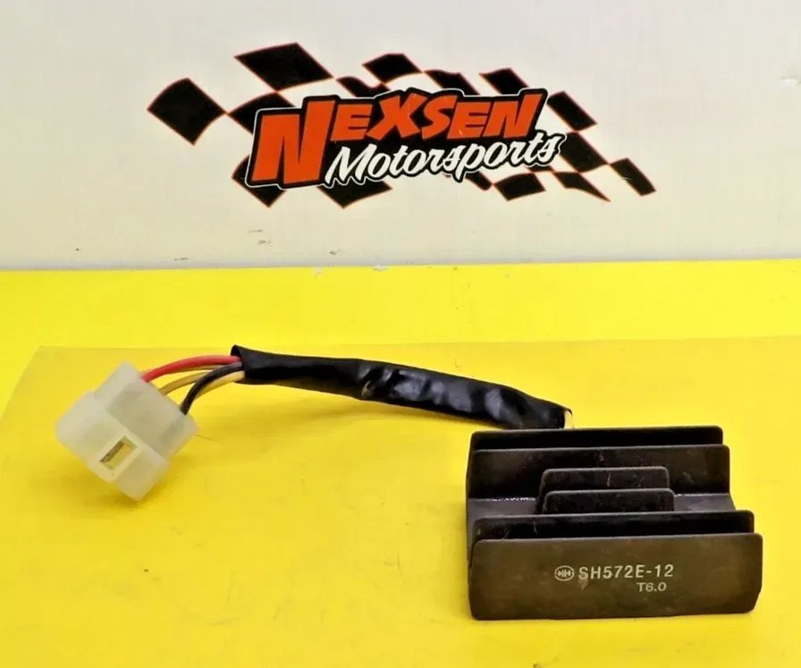 1997 Suzuki LT-F4WD 300 King Quad Voltage Regulator Rectifier 32800-19B11