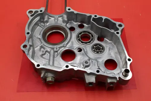 2003 Honda Xr80r Right Engine Motor Crankcase Crank Cases Block