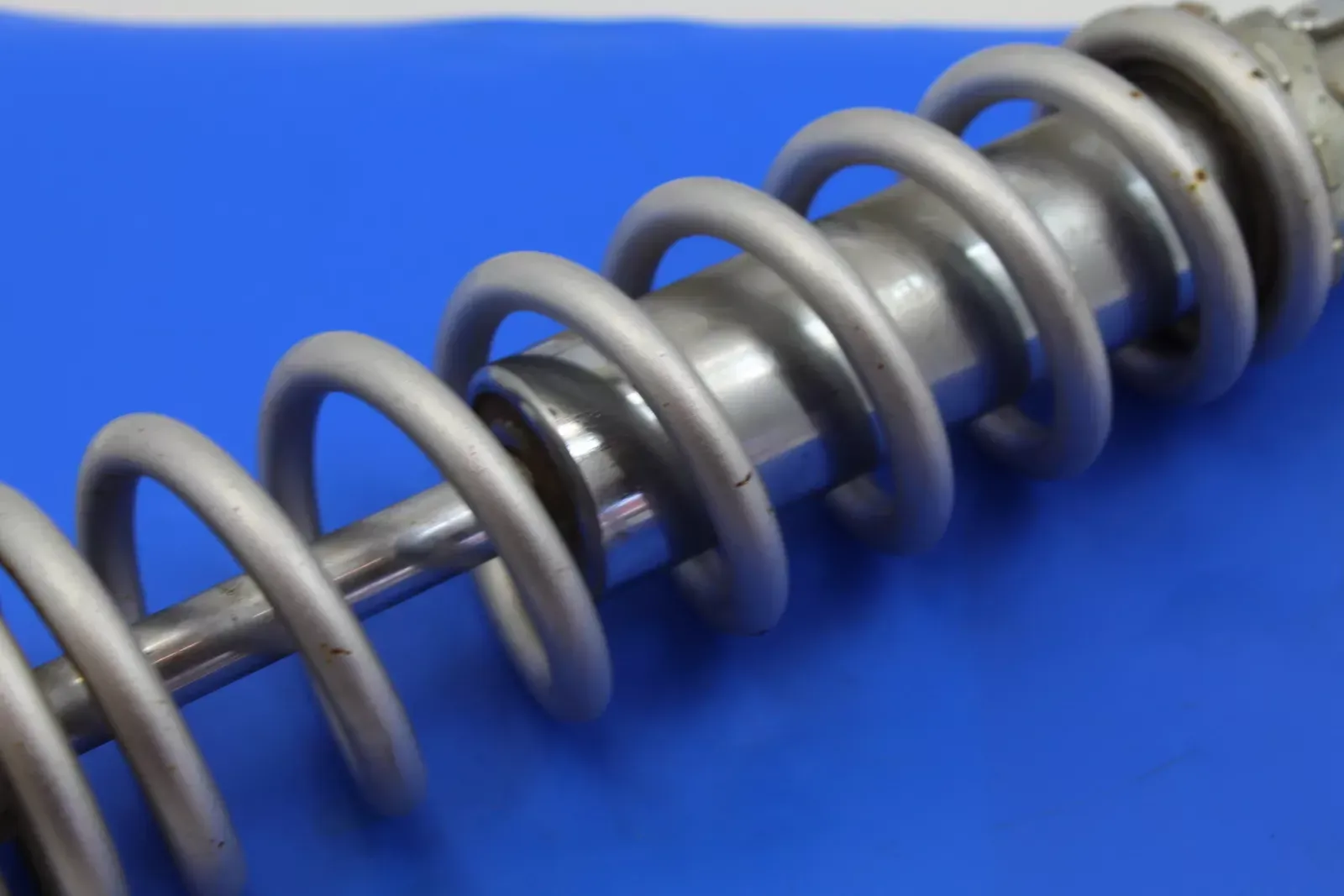 2004 Yamaha Blaster 200 Yfs200 Front Right Shock Absorber Suspension