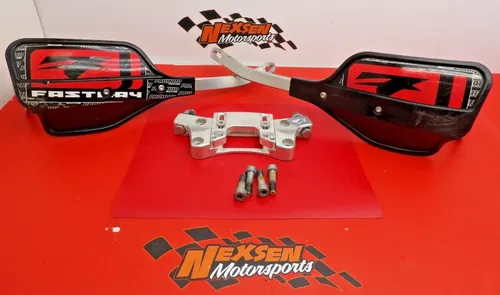 2007 Honda CRF450R Fastway Handguards w/ Cycra Probend + Billet Top Clamp Mount